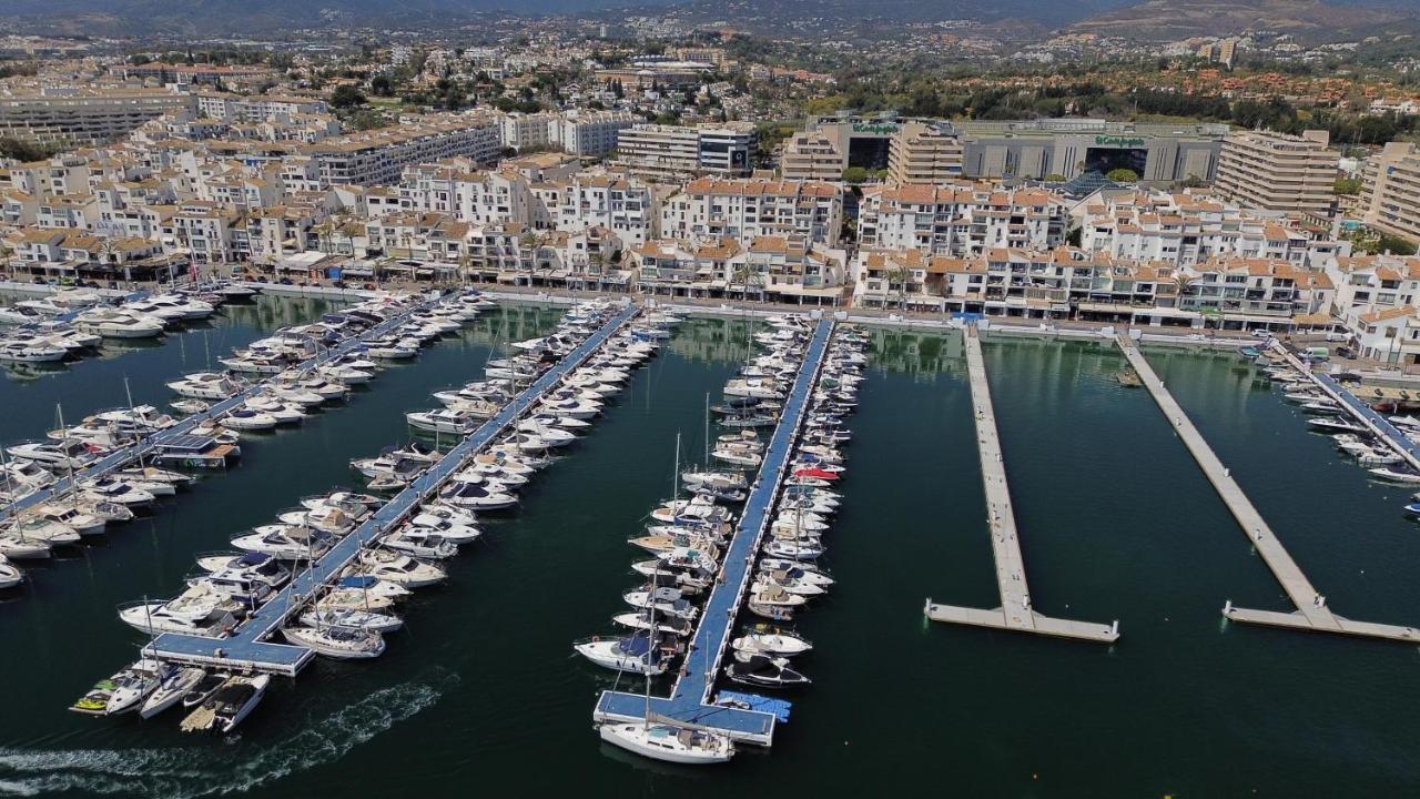 Appartement Vacation With Private Parking In Puerto Banus