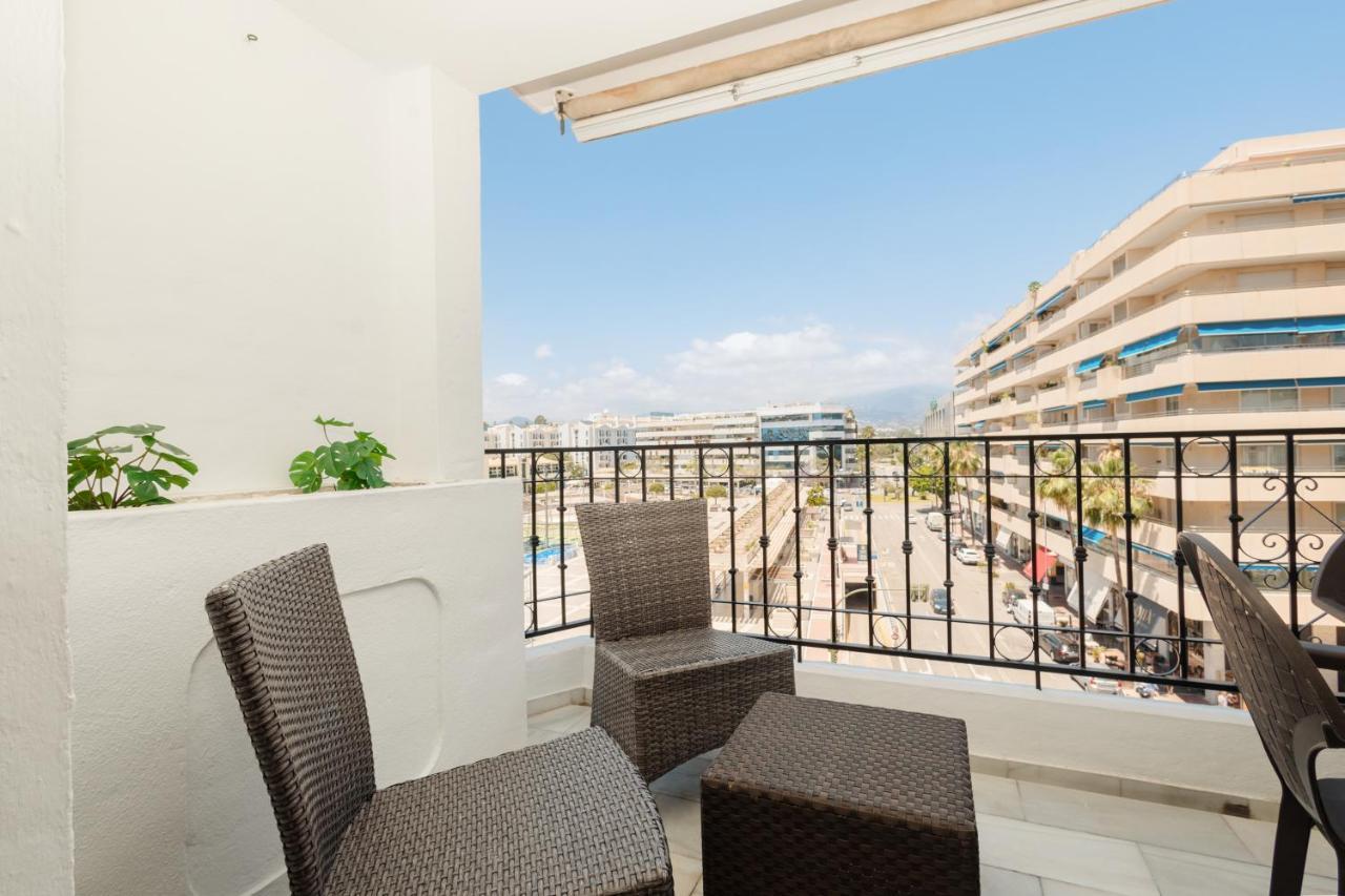 Appartement Vacation With Private Parking In Puerto Banus