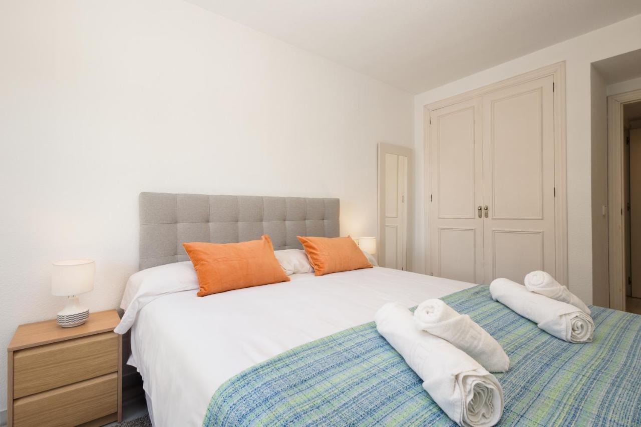 Vacation With Private Parking In Puerto Banus Appartement Marbella
