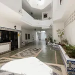 Vacation Apartment With Private Parking In Puerto Banus